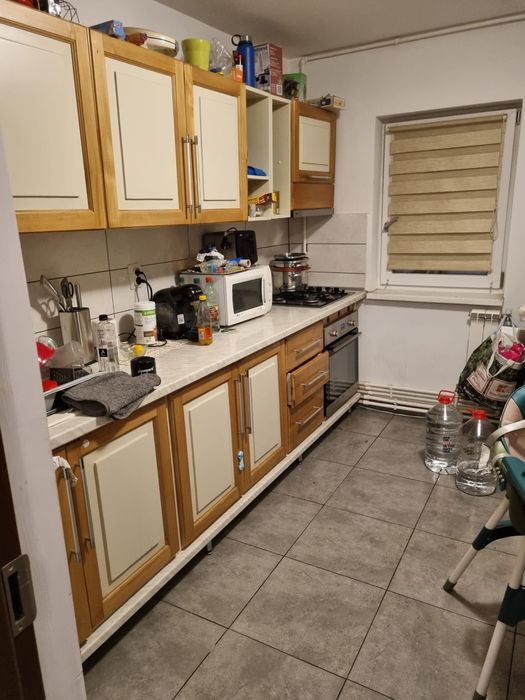 Inchiriez apartament 2 camere