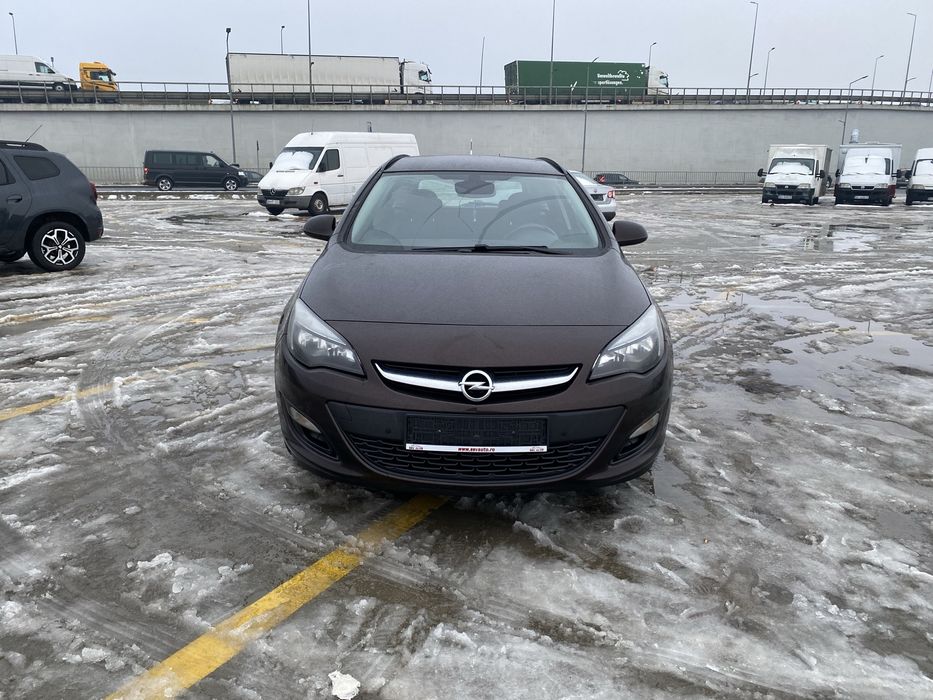 Opel Astra J - 1.6 cdti - 110 cp - 08 / 2015 - euro 6