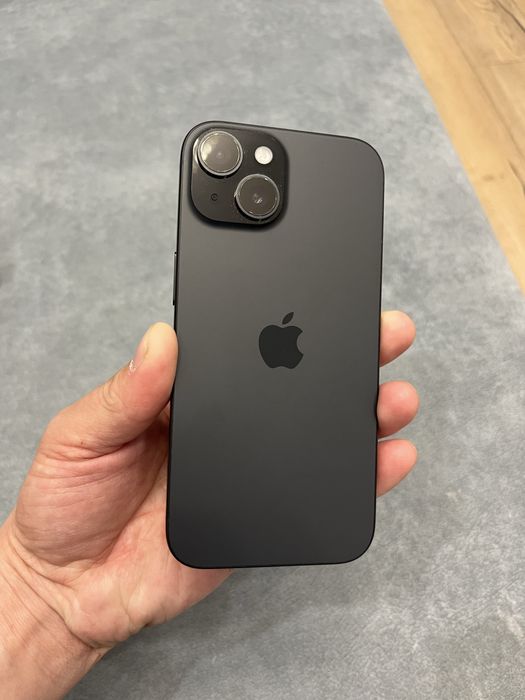 Iphone - 15  память 256 гб.