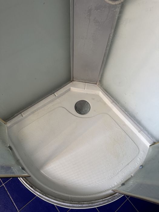 Cabina de dus Sanotechnik cu hidromasaj TC01 stare buna