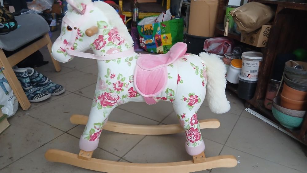 Конче- люлеещо се