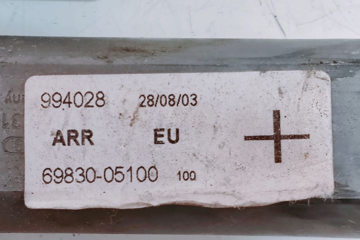 Macara  Dreapta Spate  6983005100 / 994028 Toyota Avensis a 2-a gener