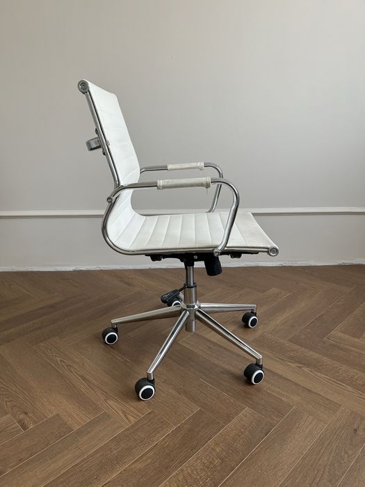 Кресло на колесах