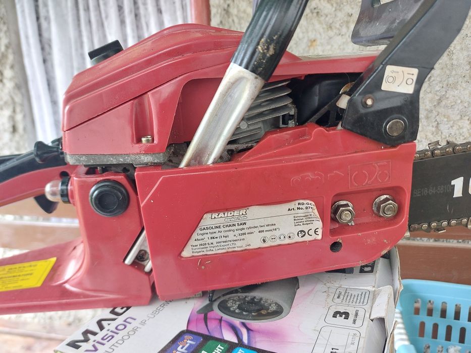 Бензинова резачка Raider