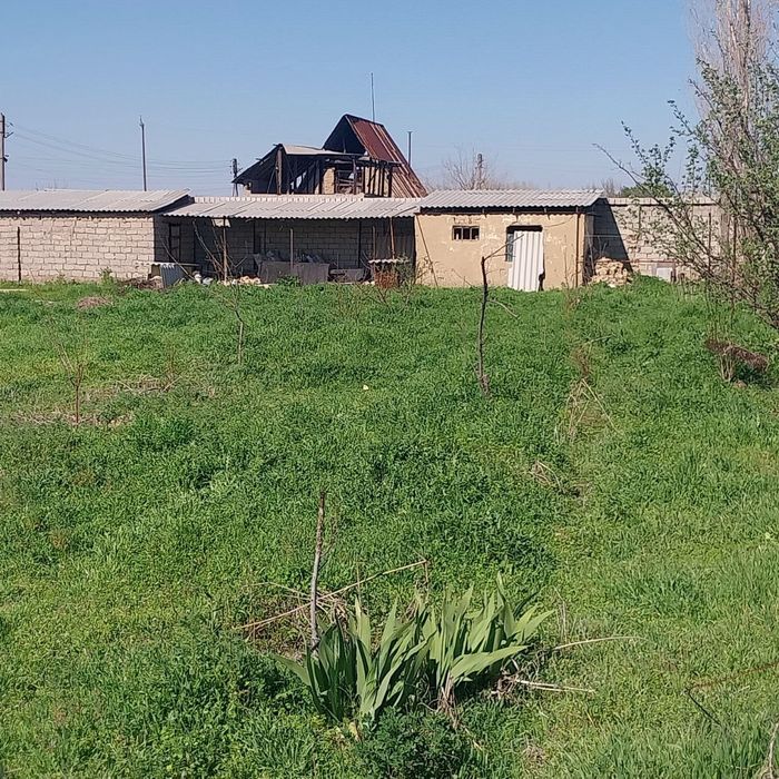 Дала Ховли сотилади.