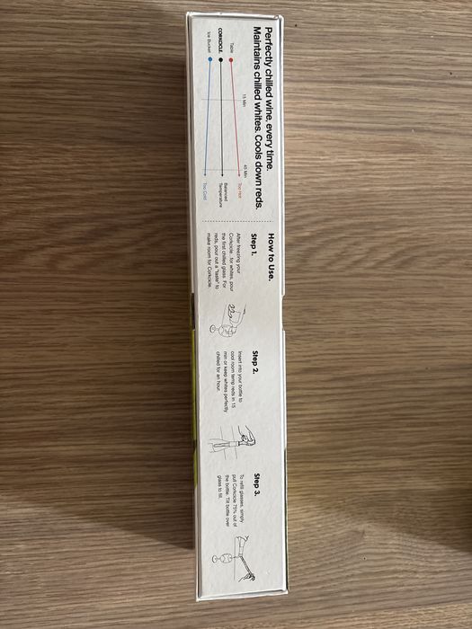 2 Dopuri de pluta pentru a mentine vinul la temperatura potrivita