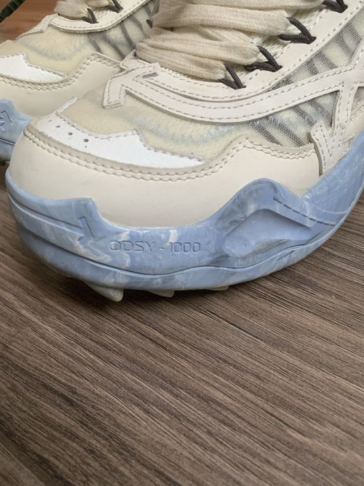 Off-White odsy-1000