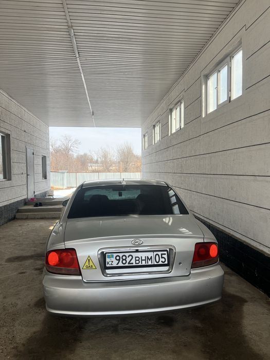 Хундай соната 2005