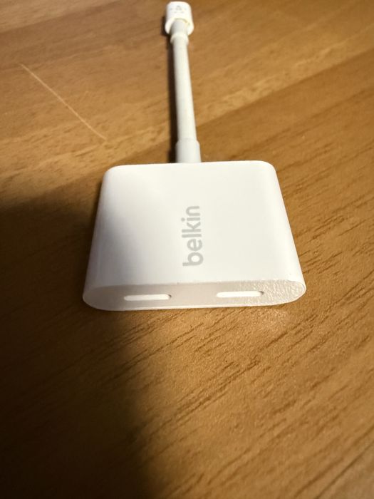 Продавам лот от аксесоари за Iphone
