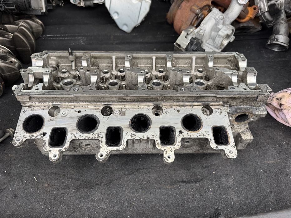 Цилиндрова глава за VW Amarok 2.0 BiTDI / TDI