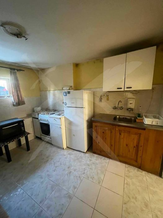 Дава се под наем Етаж от къща в Варна, Виница - 65 кв.м за 200 € - Снимка #2