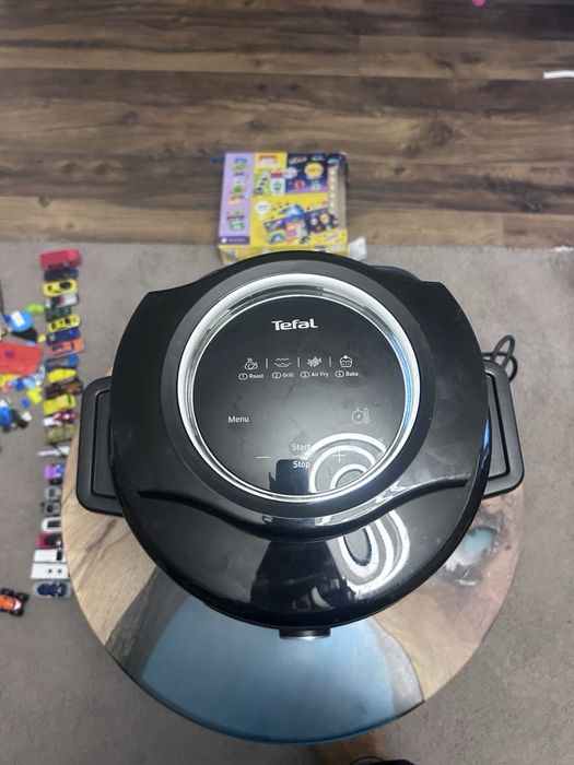 Комбиниран Мултикукър и Еър фрайър в едно