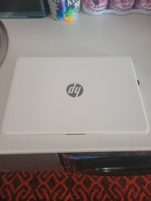 Notebook hp sotiladi judaxam shoshilinchda