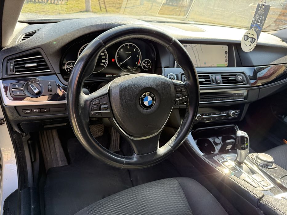 Bmw seria 5, F10, 520d xdrive, 3 butoane