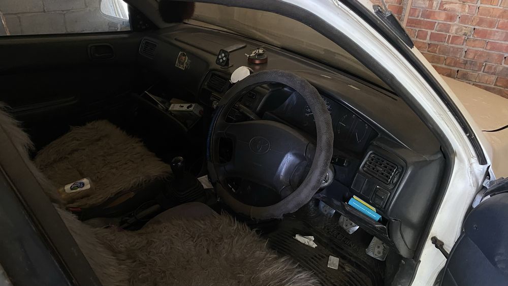 Продам тайота спринт