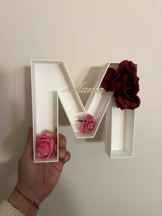 Празни букви, заготовки за сапунени розички, цветя, бонбони