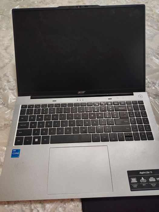 Nootbuk holati ideal core i3