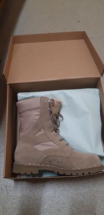Bocanci militari