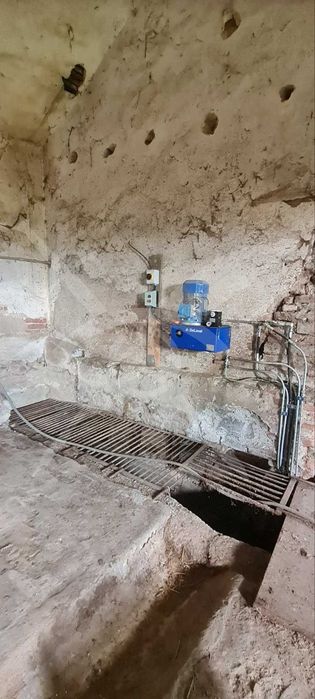 Продава се Промишлена сграда в с. Кръстевич, Област Пловдив - 767 кв.м за 144 €/кв.м - Снимка #4