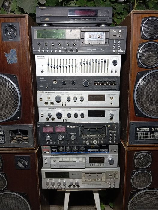 Продам всё в одни руки.