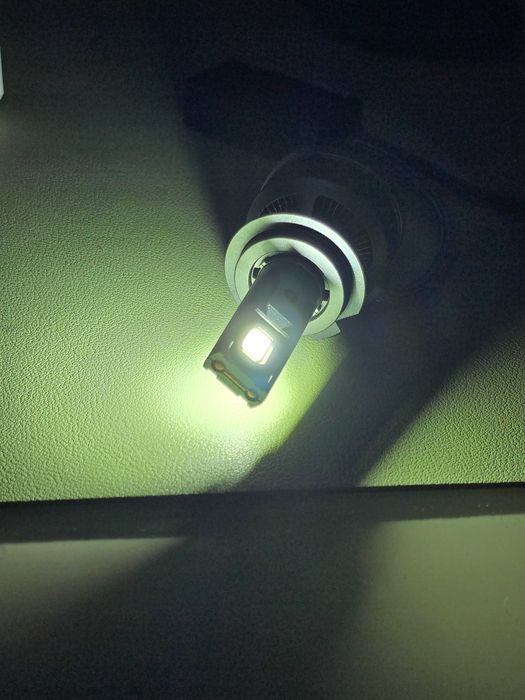 Becuri LED H7 6000K 180W 36000LM CANBUS – Răcire CPS – Set 2 buc