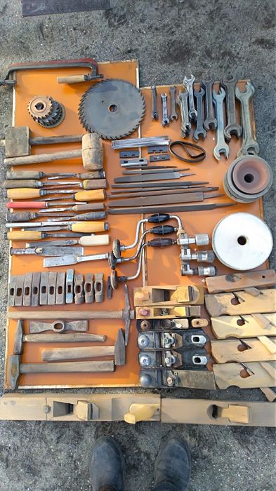 Столярный и слесарный инструмент