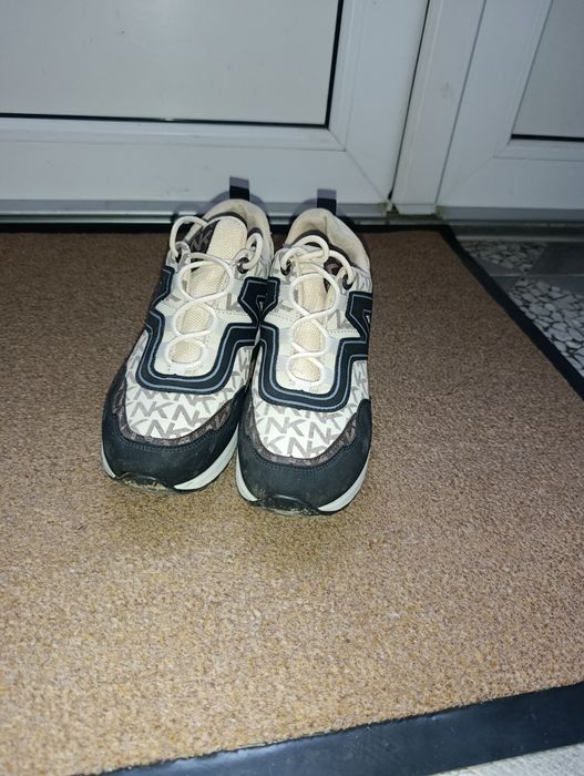 Adidași foarte comozi!