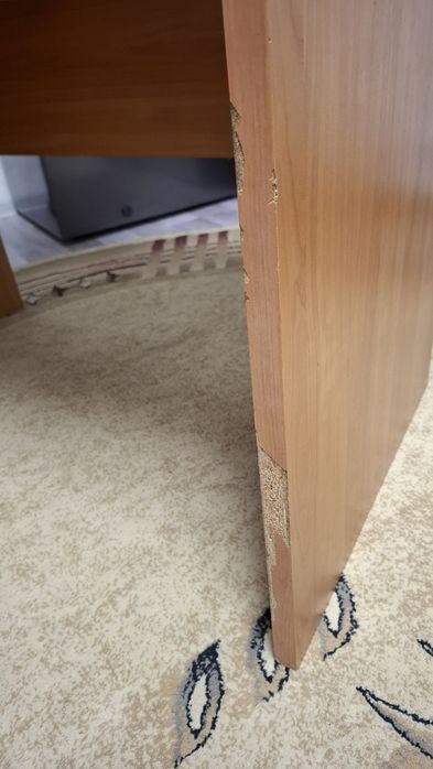 Продам компьютерный стол