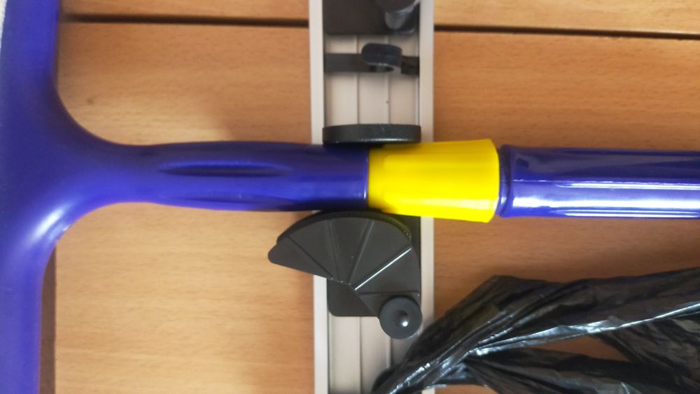 Система для хранения инвентаря.