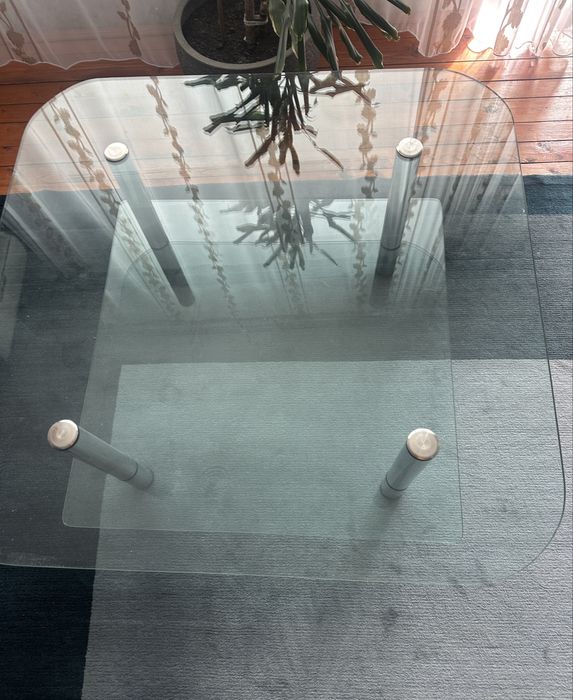 De vânzare măsuță de cafea din sticlă și inox