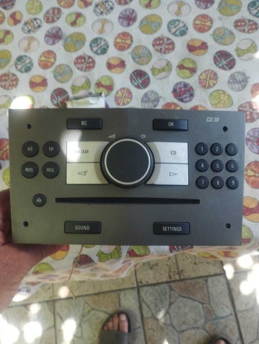 Opel Astra H Zafira B Meriva Tigra, radio cd player original CD 30