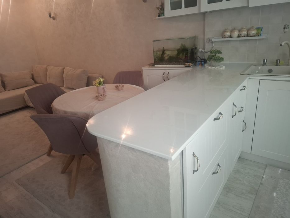 Продава се Тристаен апартамент в Бургас, Промишлена зона - Север - 70 кв.м за 3429 €/кв.м - Снимка #1