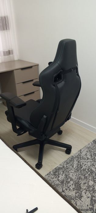 Gamer Creslo sotiladi srochni