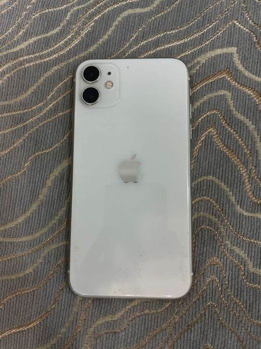 Iphone 11 в хорошем состоянии