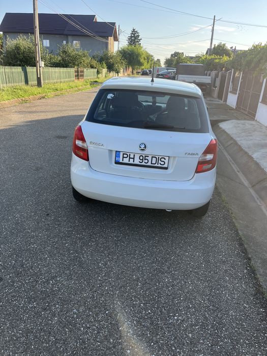 SKODA Fabia 2014 — imagine 4