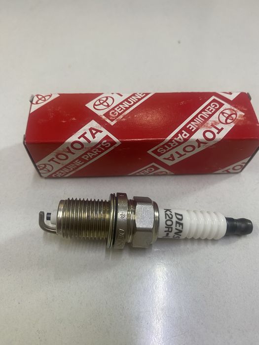 Соочно продам свечи зажигания