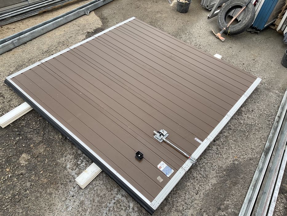 USA PREMIUM SECTIONALA  poarta  garaj hala H 256 x 254 Garantie