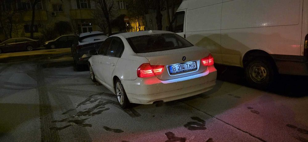 BMW Seria 3 E90 320i 2009 manual
