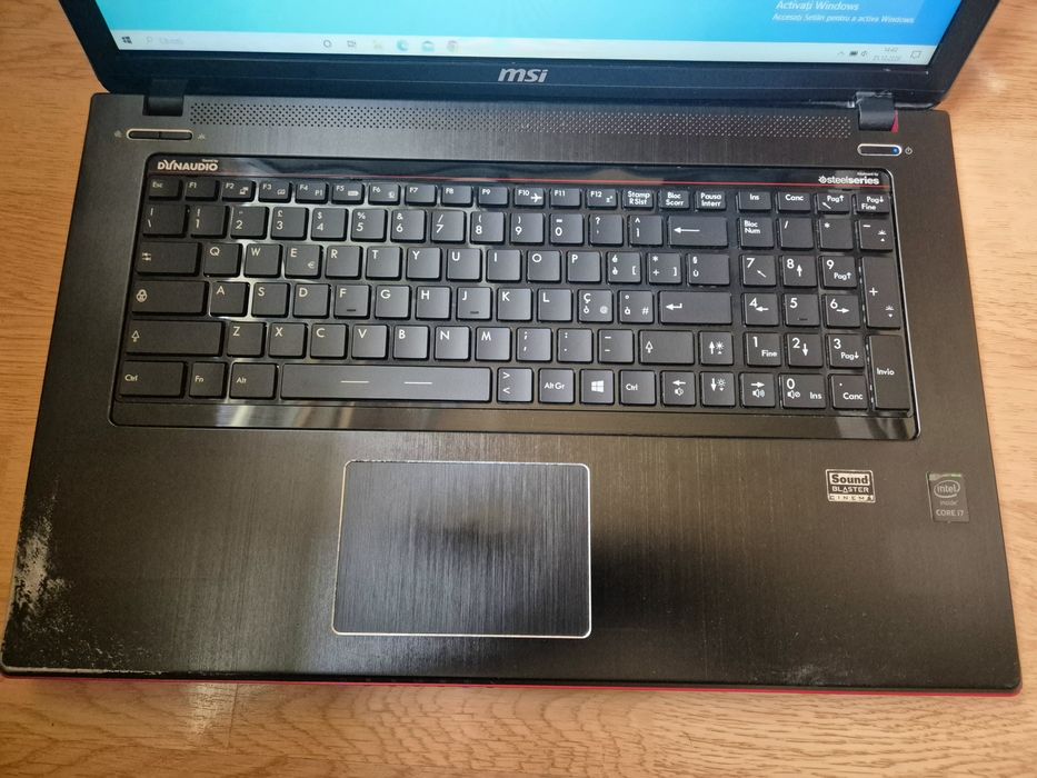 Laptopul MSI GE70 i7