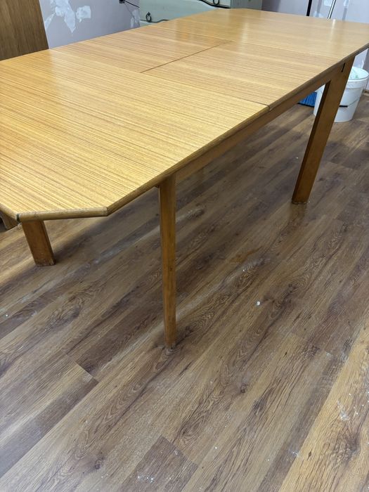 Кухненска маса за хранене , разтегателна