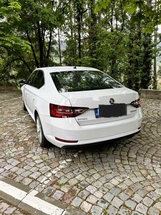 Skoda superb 2.0 TDI 150 кс 120000км