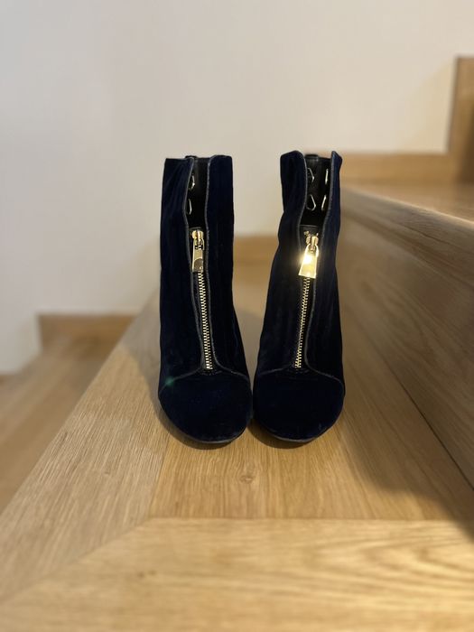 Botine Zara- catifea albastru inchis