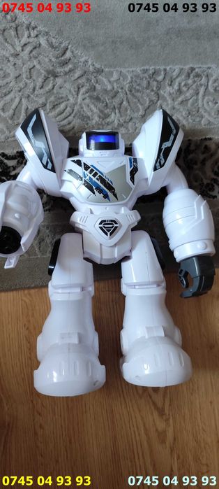 robot jucarie SILVERLIT 36cm fara baterii merge decat se aprinde sus