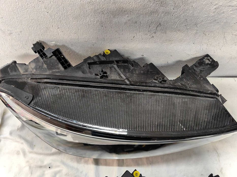 Оригинални  фарове  Vw ID4 Full Led