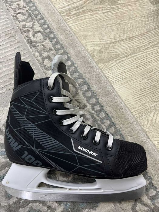 Продам коньки, размер 38