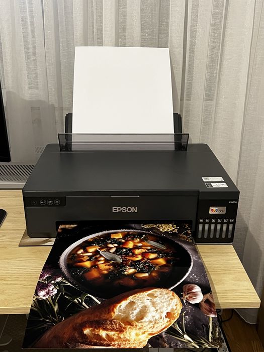 Imprimanta foto profesionala A3+ EPSON L8050 in garantie