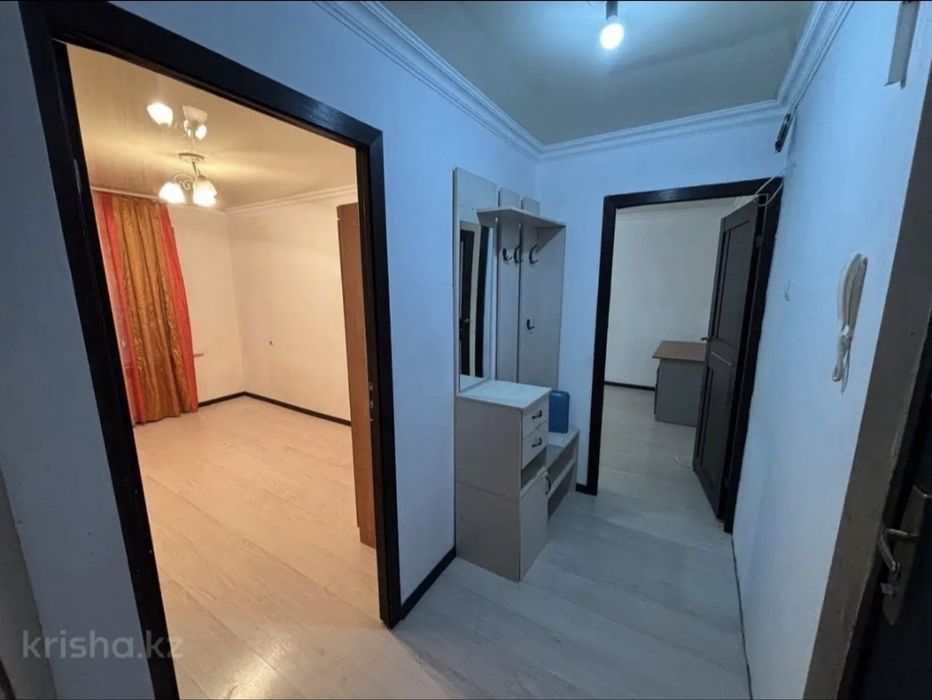 Продам квартиру  2комнаты аксай 3б