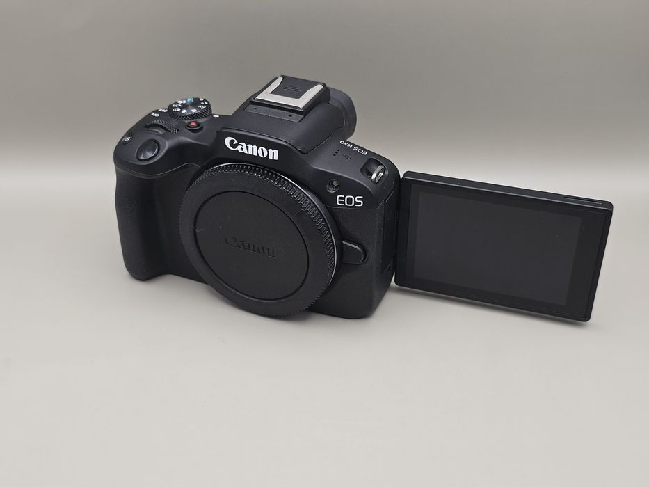 Body canon R50, 2126 CADRE!! Ecran rabatabil și filmare 4K