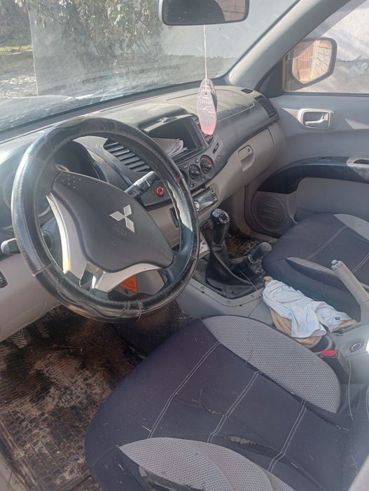 Mitsubishi L200 de vânzare