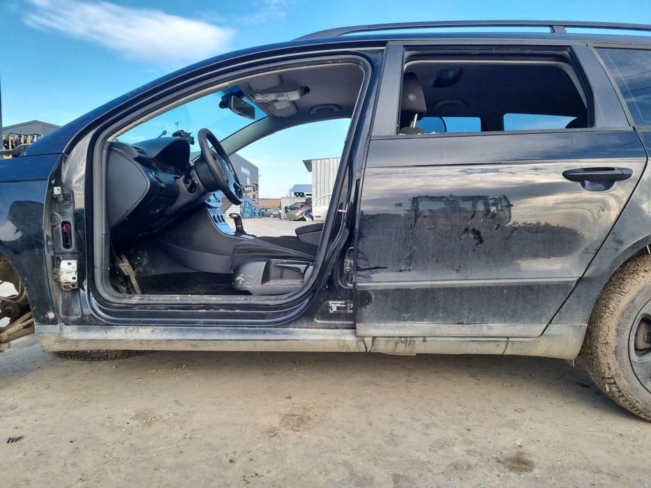 Prag lateral stanga Volkswagen Passat B6 Variant (3C5) [Fabr 2005-2010